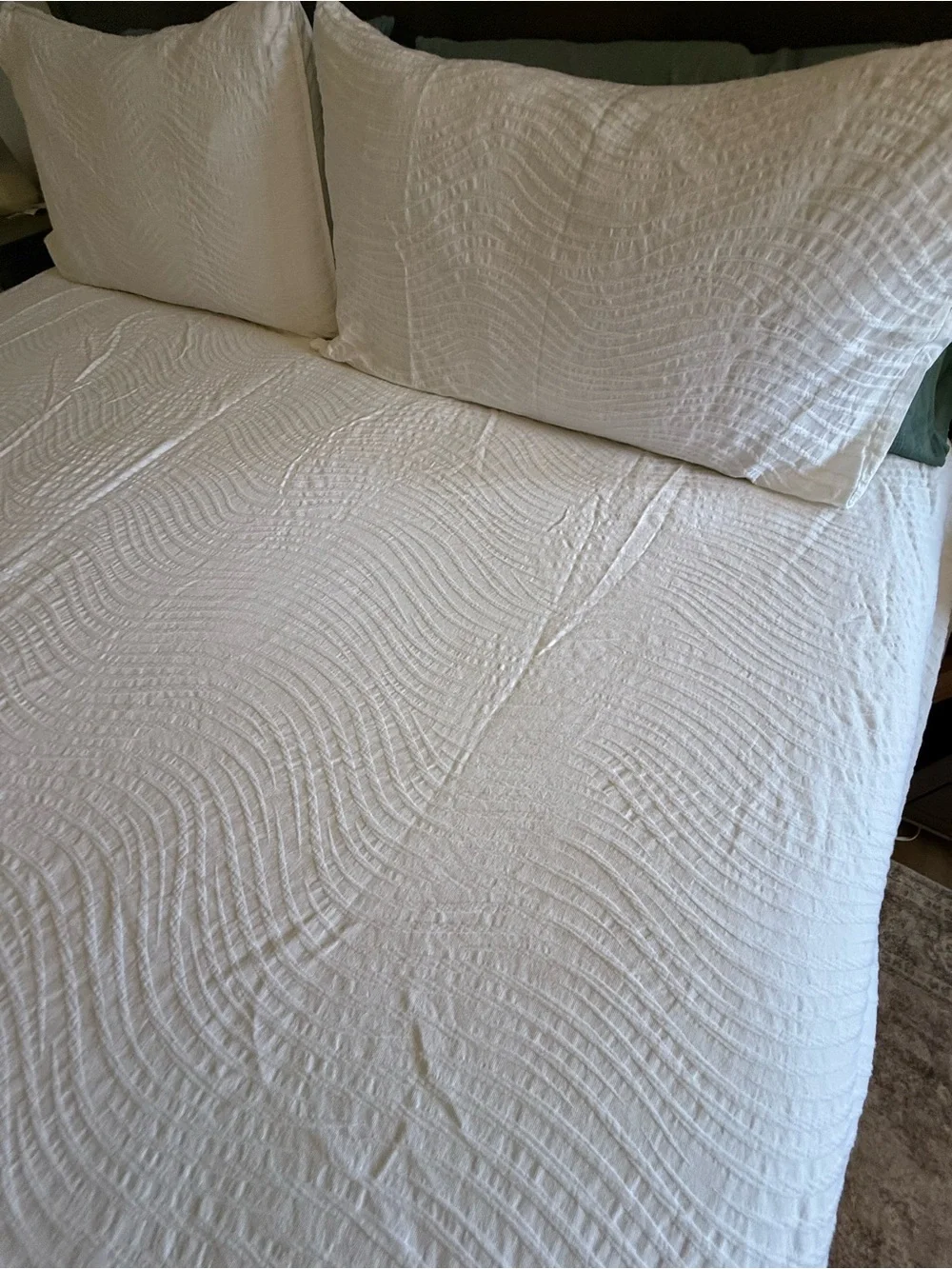 Brooks Brothers Textured White Cotton Duvet & Sham Set, king